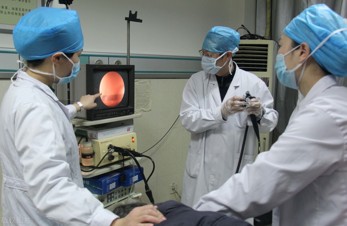 得了萎缩性胃炎害怕怎么办,萎缩性胃炎请问医生吃什么药