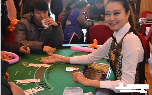 大众职业与小众职业比较,新兴偏门高薪职业有哪些