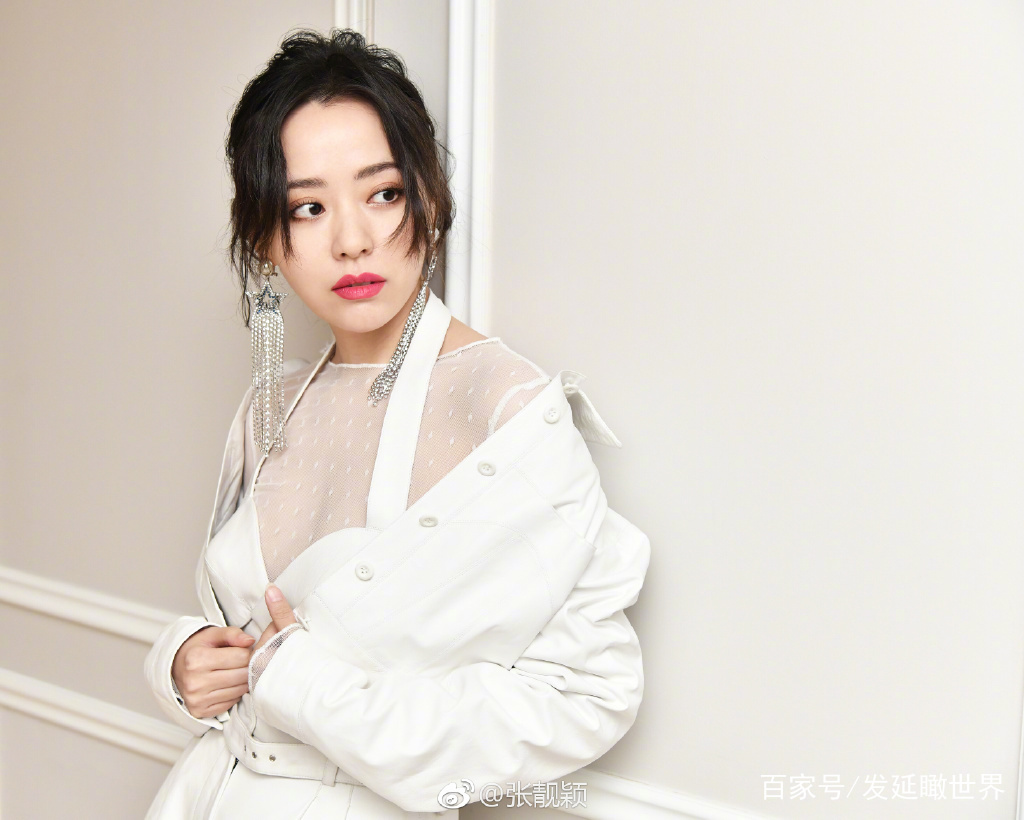 被誉为“海豚公主”，更让王思聪打call的她，却错爱了渣男15年……