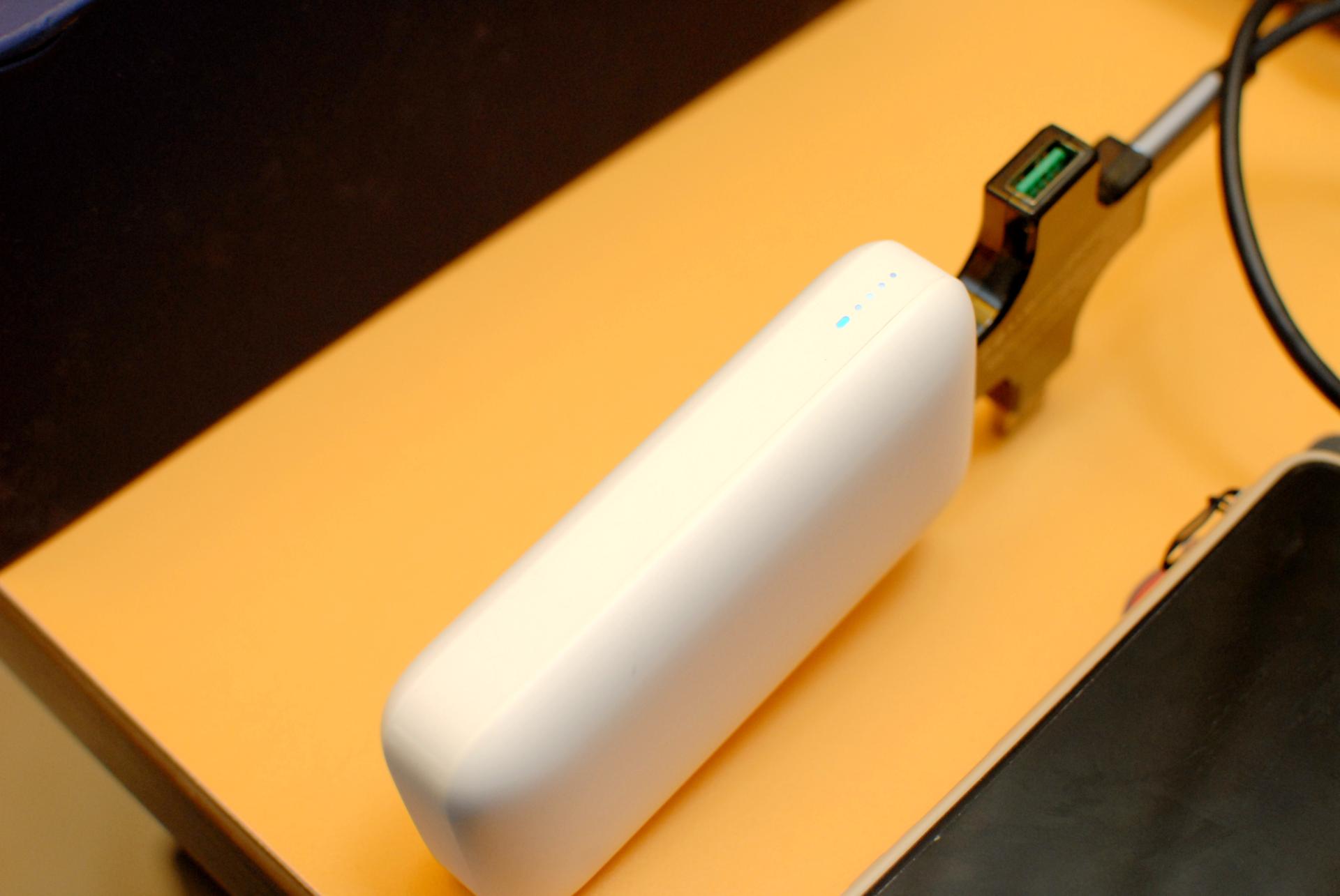 爱国者充电宝最新型号,爱国者x10p充电宝