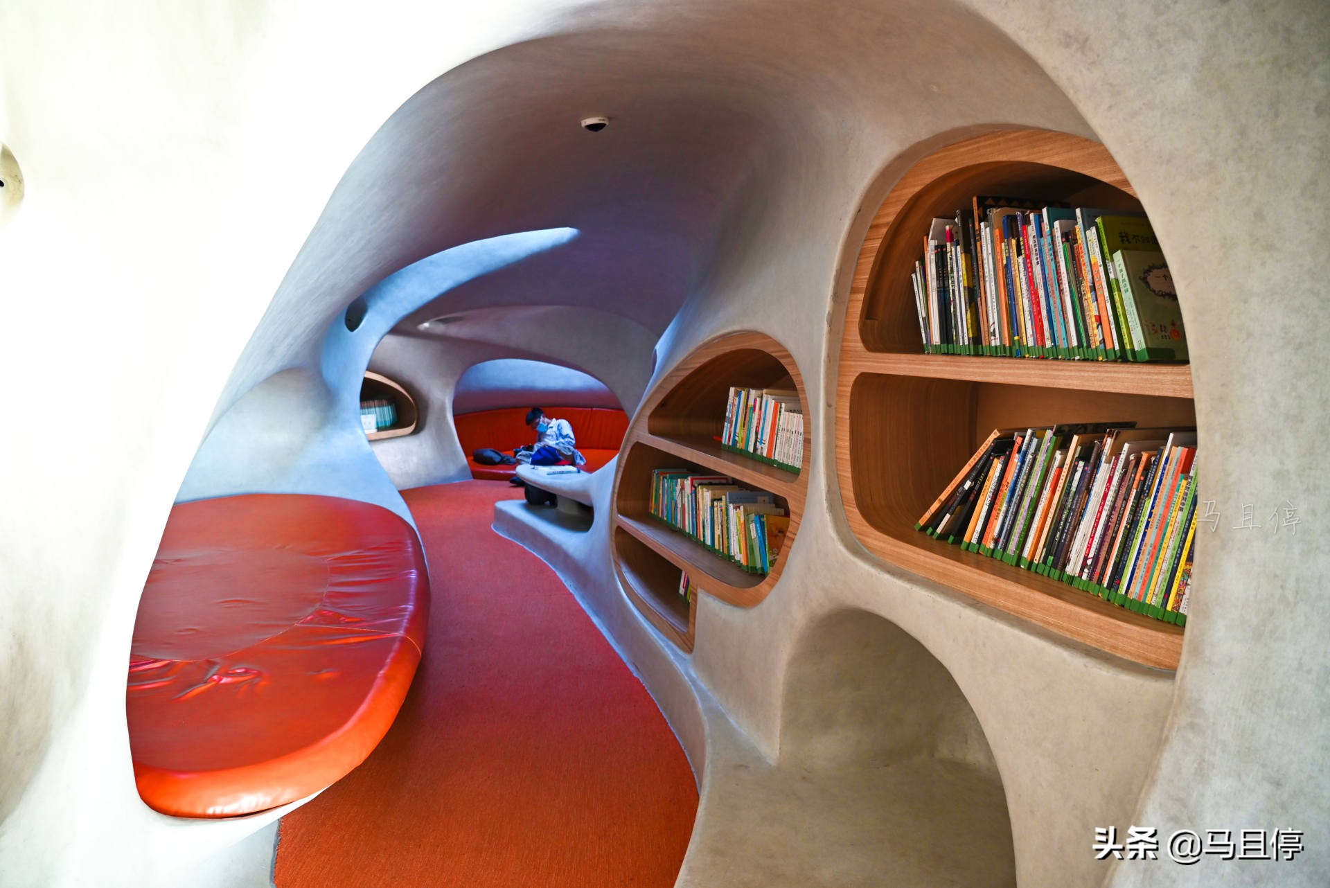 海口云洞图书馆点评,海口云洞图书馆感受