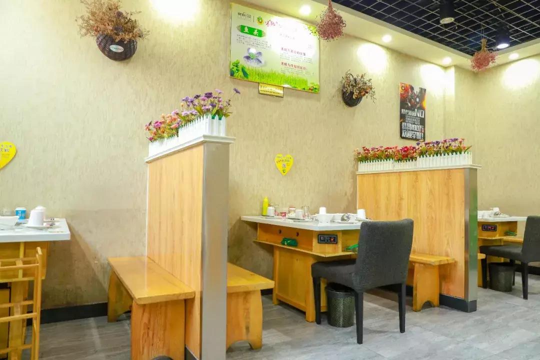 全国最火的美蛙鱼头,超火爆美蛙鱼头