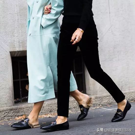 gucci1955马衔扣系列经典重塑,gucci1955马衔扣包复古又时髦