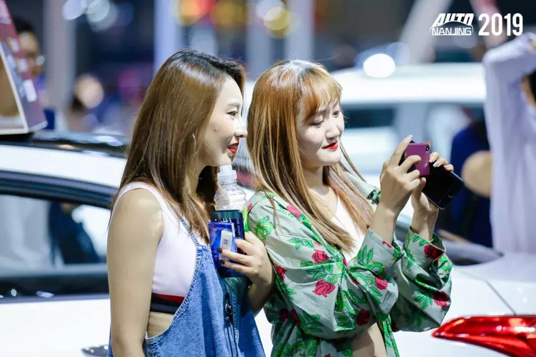 与国同庆扬帆起航,与国共庆视频