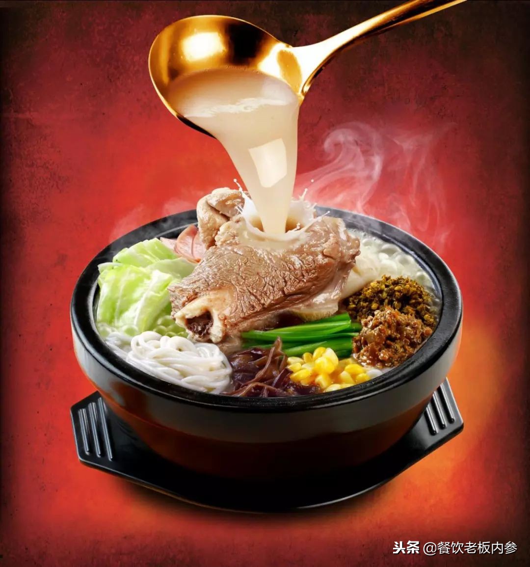 海外店一天营收3万8，除了中国风，这碗米线还有啥杀手锏？