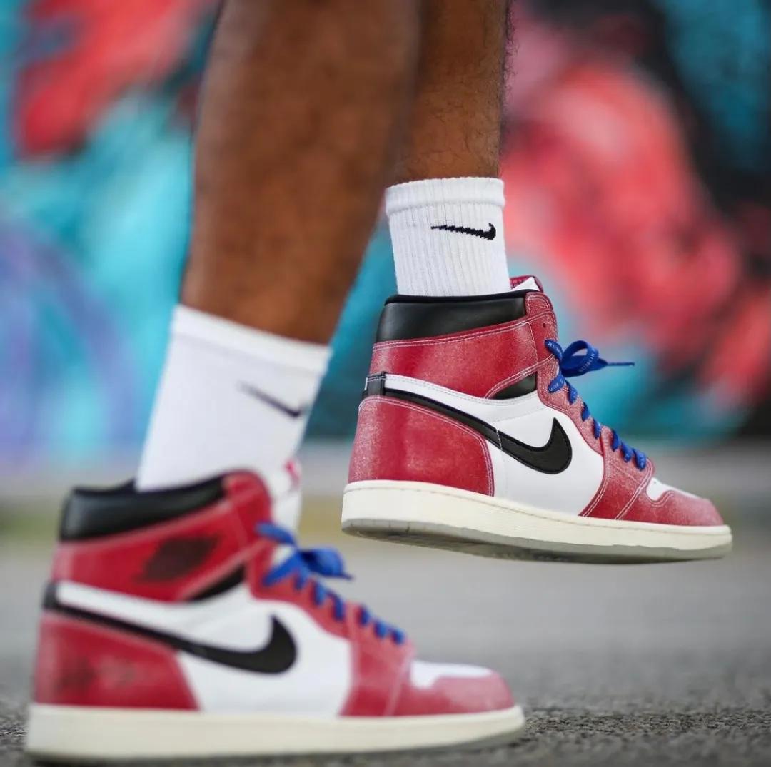 闪电倒钩鞋高帮,闪电倒钩的鞋一双多少钱