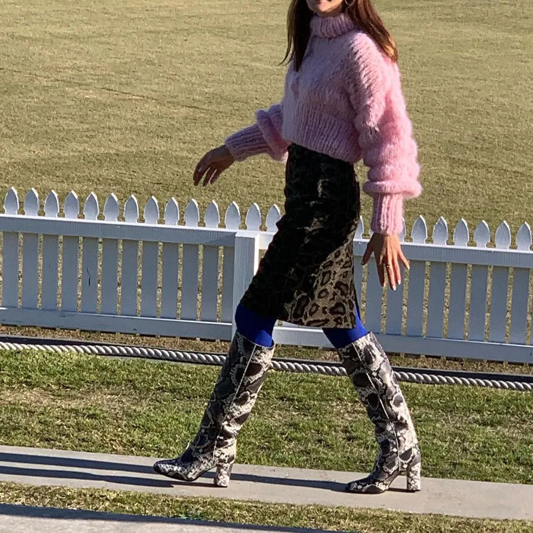 欧阳娜娜同款衣服牌子,欧阳娜娜淘宝同款衣服