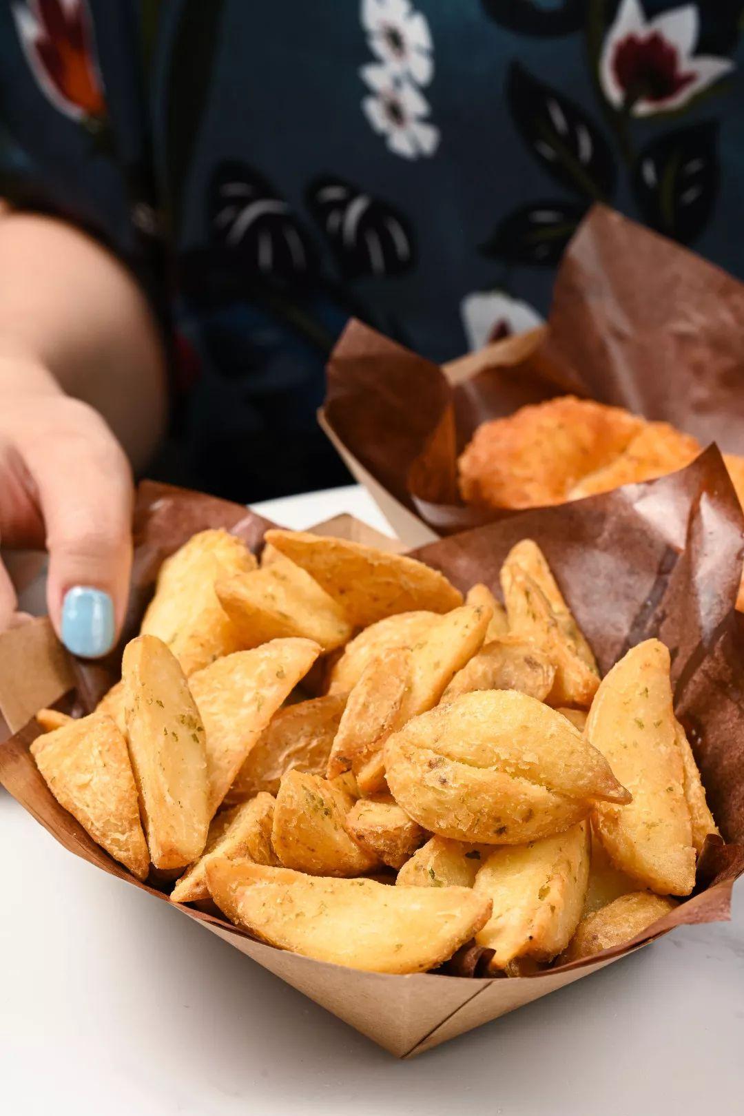 东莞网红奶茶店樟木头,东莞网红路牌奶茶