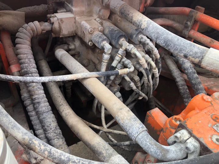 一手车源个人出售3系,二手斗山300