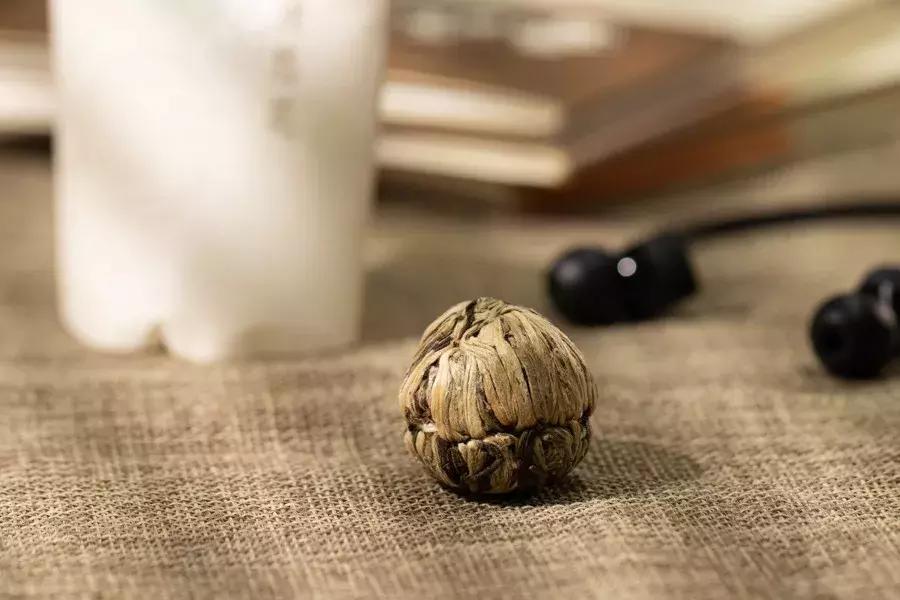 不喝没味道的白开水,不喝饮料是我最后的倔强