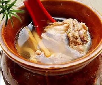 江西南昌龙老五瓦罐汤简介,南昌红谷滩最出名的瓦罐汤