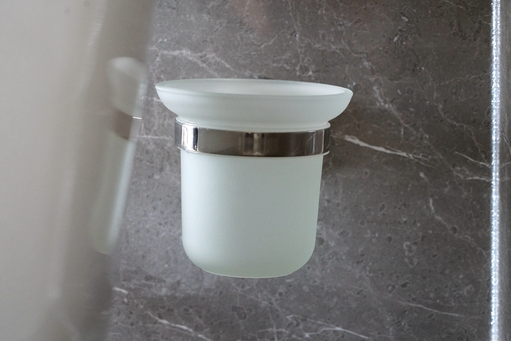 希箭卫浴和统用卫浴哪个好,希箭卫浴用品选择多少价位合适