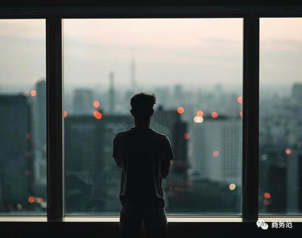 旅游照相怎么拍好看男人,男的自己旅游怎么拍照好看