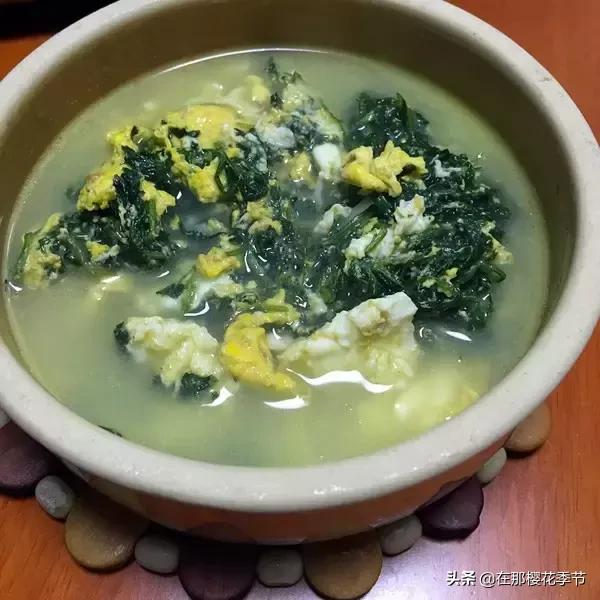 艾草防风紫苏煮水给婴儿洗澡,艾草生姜煮水给宝宝洗澡的好处