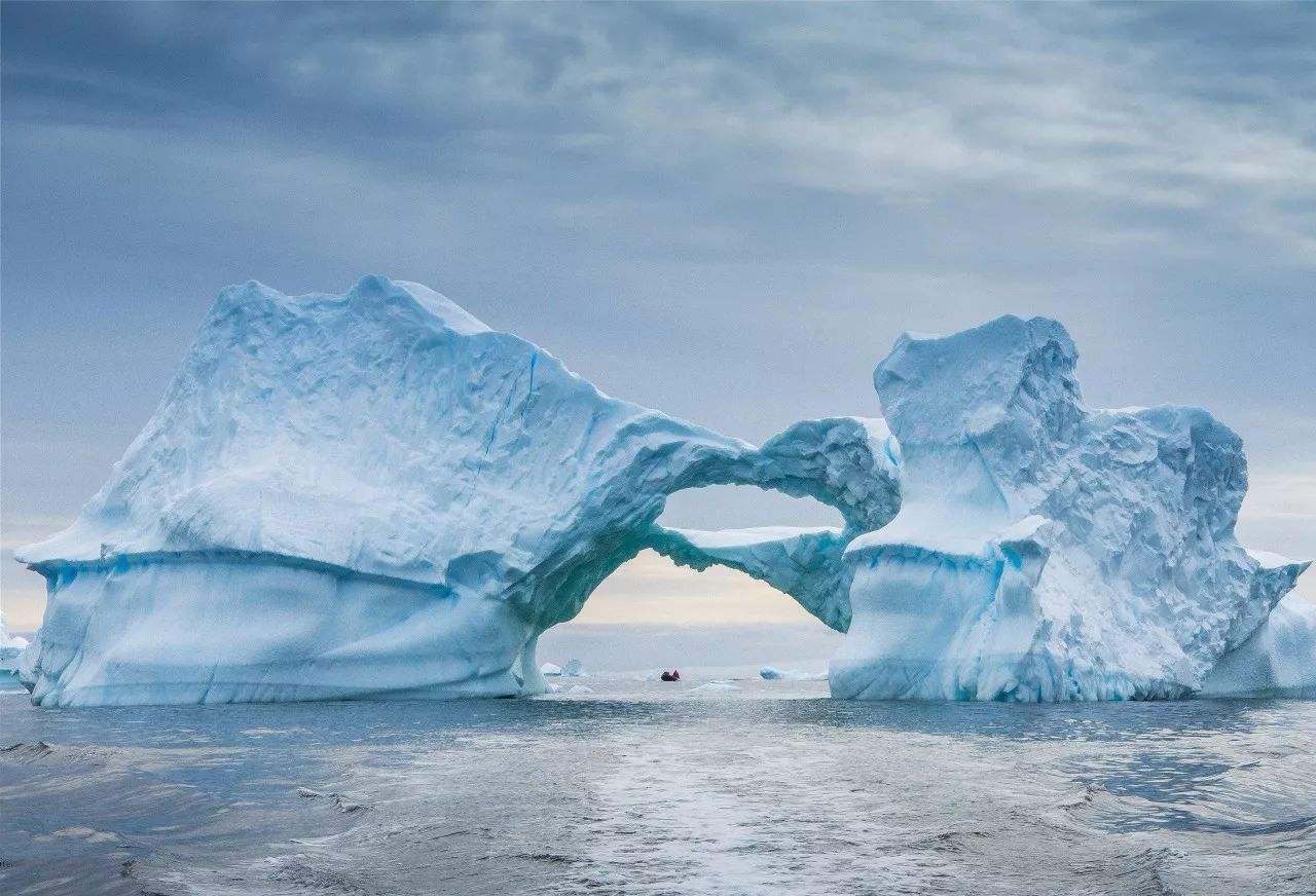 航天器的坟墓在太平洋的哪里,航天器墓地