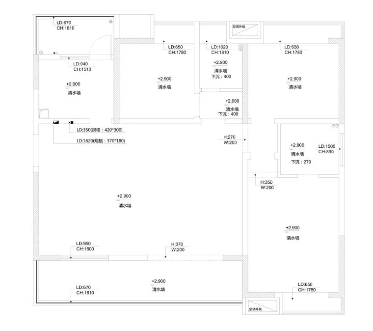 有钱人看不上眼的横厅，在他这里却变成了贵气的中式宫廷