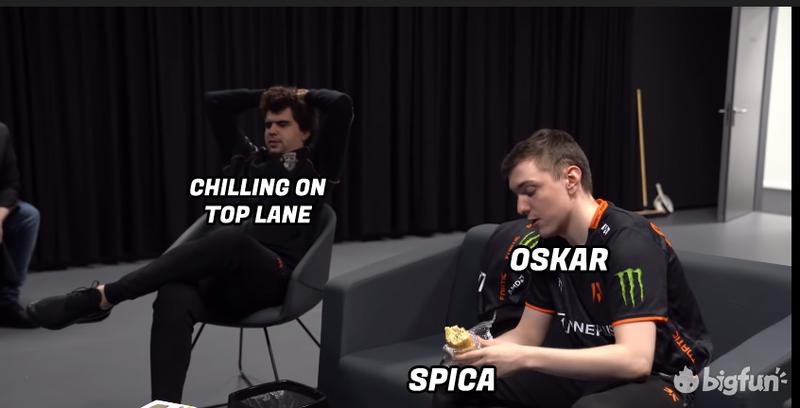 网友趣评S10小组赛:LangX被两名打野Gank,怎么玩?