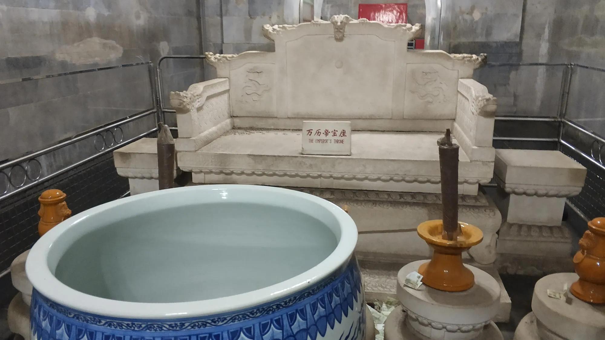 明十三陵景陵三大诡异事件,明十三陵宝物