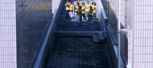 23年前的宇宙科幻片,20年前的科幻片有哪些