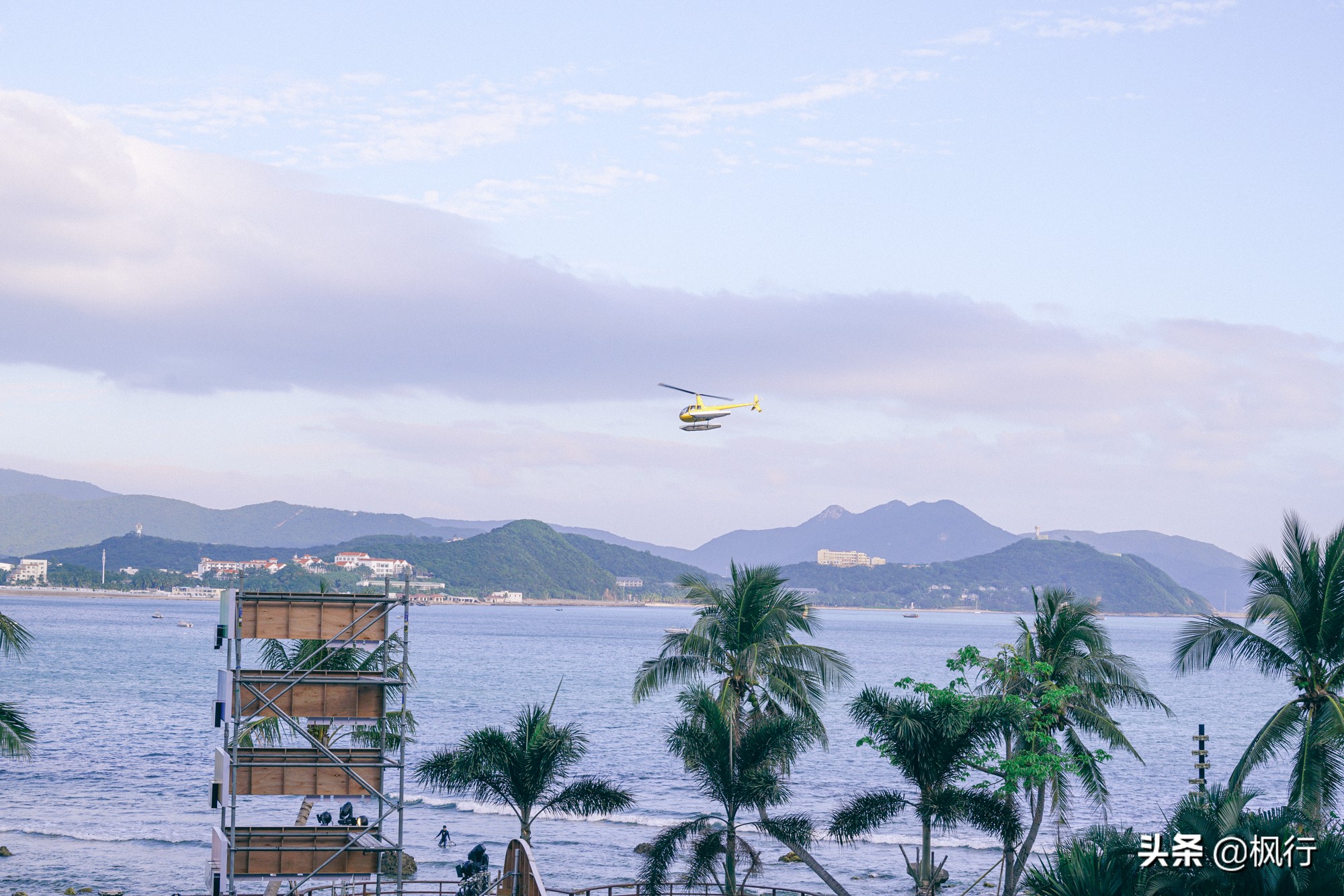 被猴子袭击，门票昂贵，拍照被轰，被我全程吐槽的三亚到底值不值