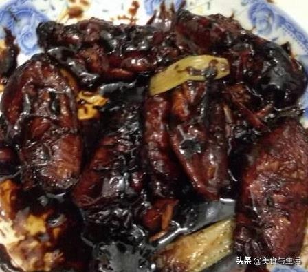 可乐鸡翅怎样做才会软烂,做可乐鸡翅倒可乐时锅里起沫