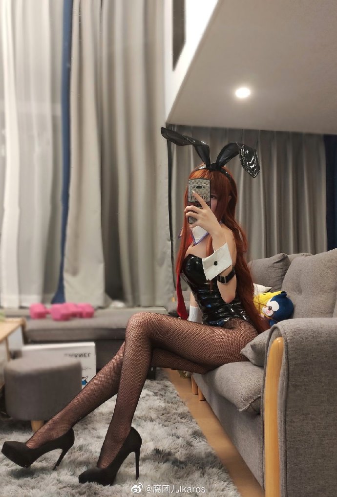 红圈盘点:深夜车神腐团儿,长腿太诱人