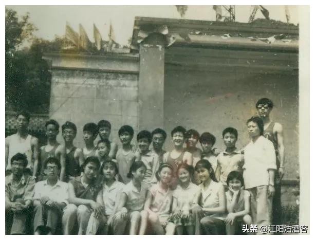 泸州老火炬二厂,泸州市老二中图片