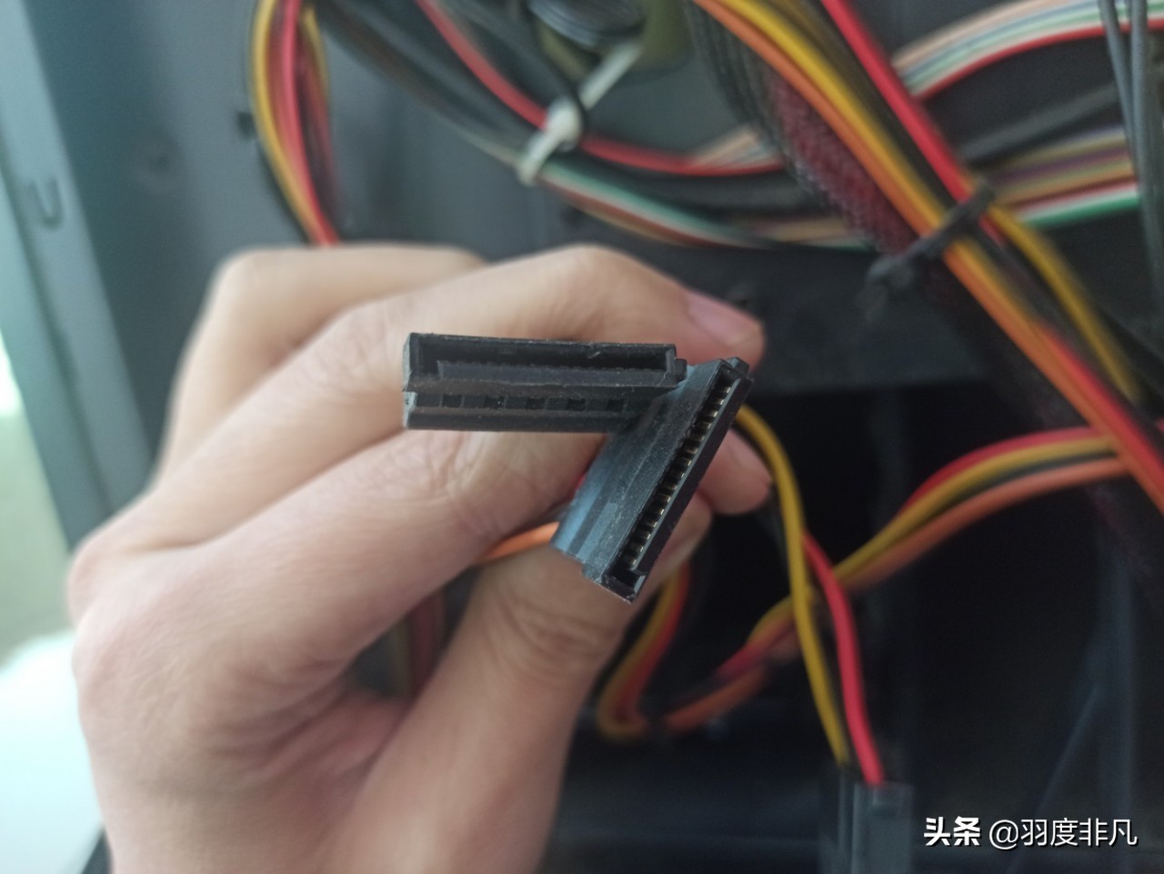 双机械硬盘怎么安装,台式机2.5寸机械硬盘安装图解