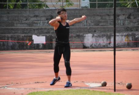 抛实心球的正确训练方法,前抛实心球练什么
