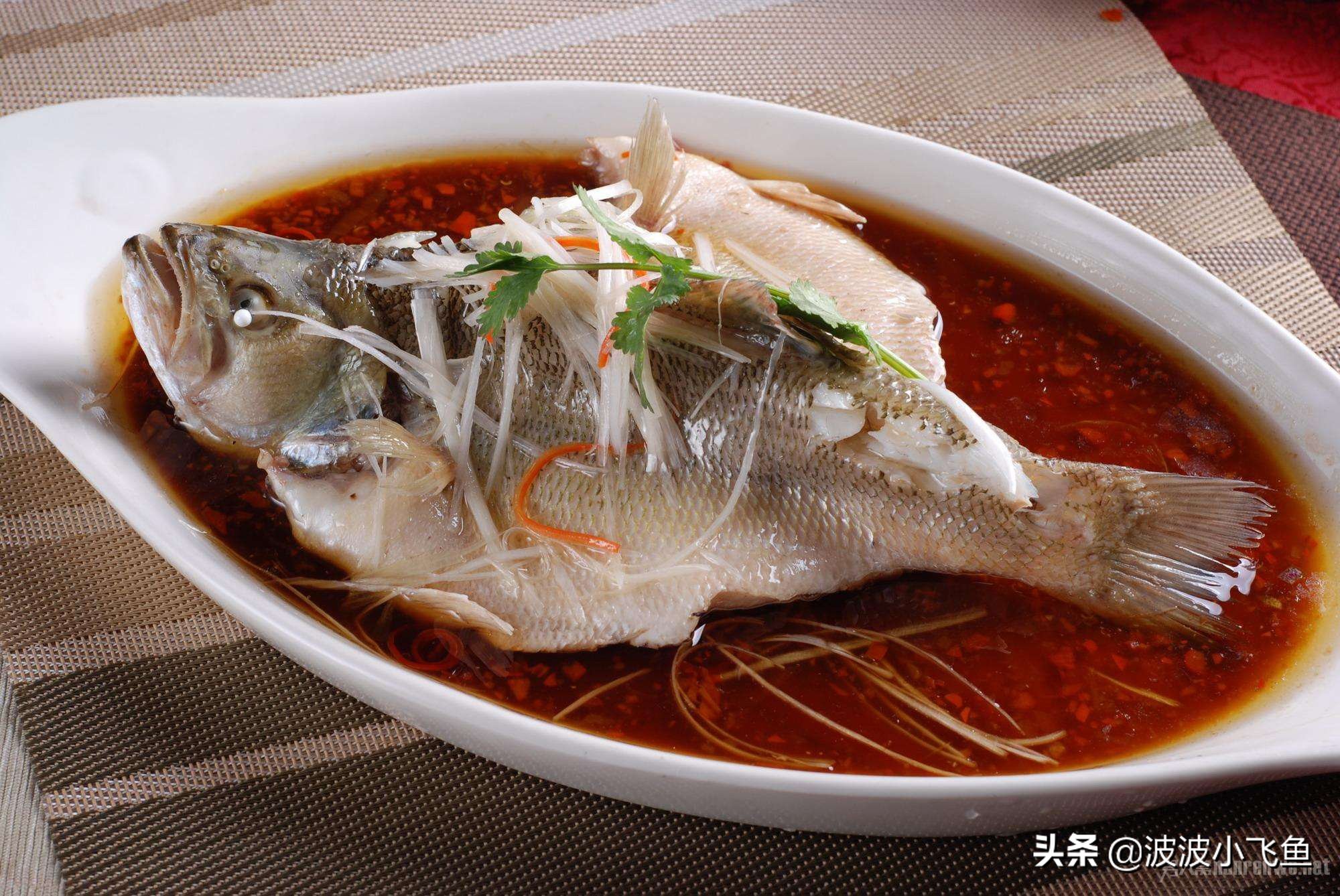 糖醋鱼好吃还是酸菜鱼好,家常鱼最好吃的做法酸菜鱼