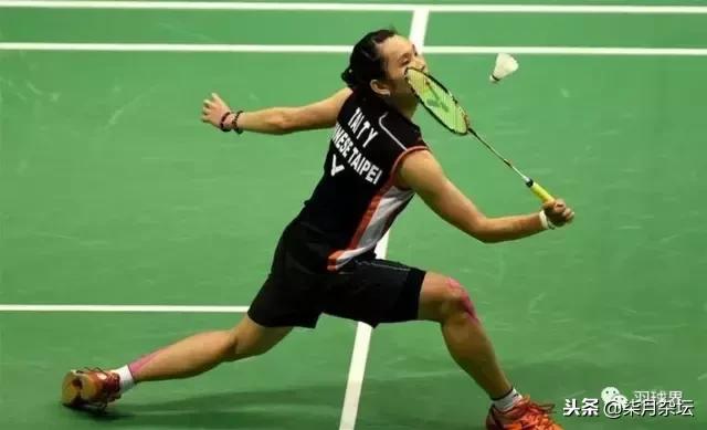 羽毛球打法思路,打好高球的方法