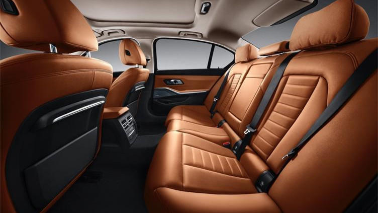 宝马3系捷豹xel奥迪a4l凯迪拉克ct5,就30万还买30万的车什么心理