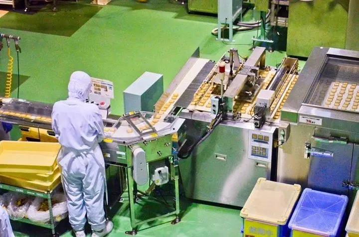 一年卖一个亿的糕点,一年可以卖一百万的小吃