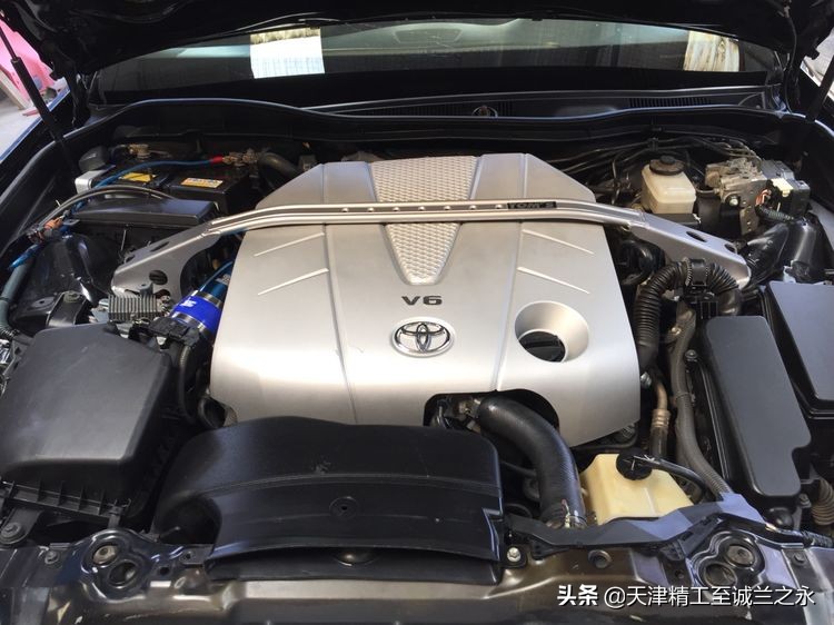 化州7哥翻新12代皇冠多少钱,11年丰田皇冠内饰翻新