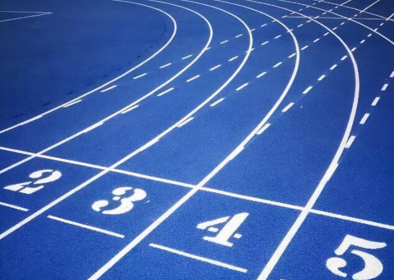 塑胶跑道太阳暴晒会有毒吗,塑胶跑道日光下有毒吗