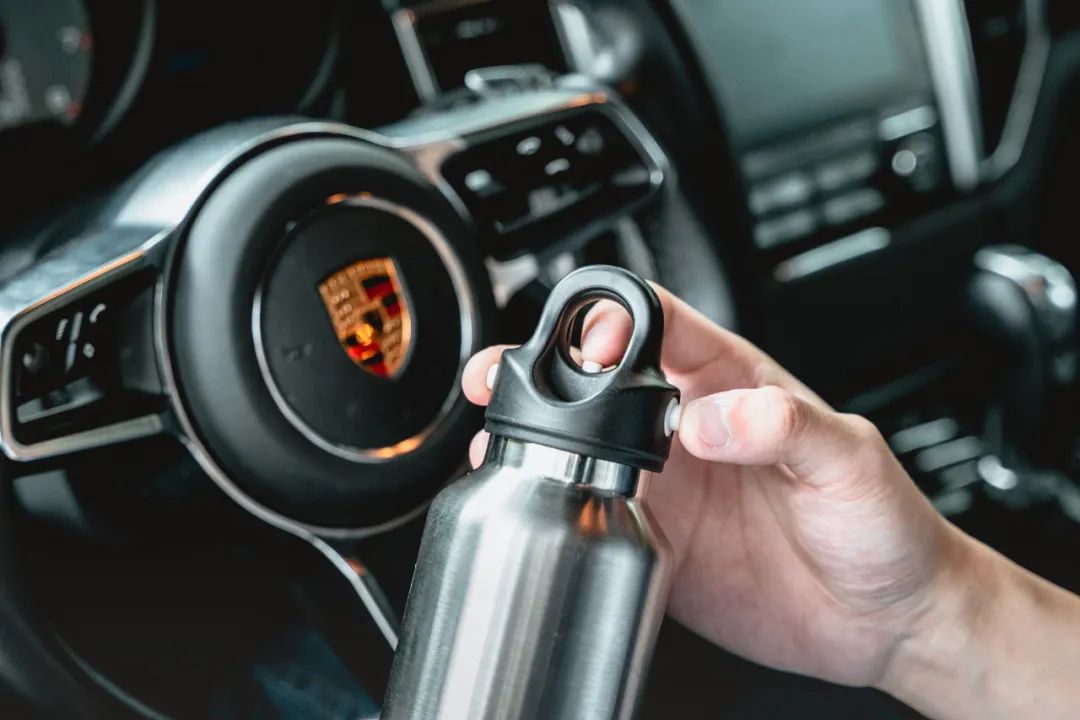 大量保温杯网红高颜值爆款,七彩保温杯网红爆款