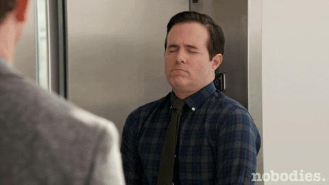 放屁怎么更响,怎么样可以把放屁声音调高