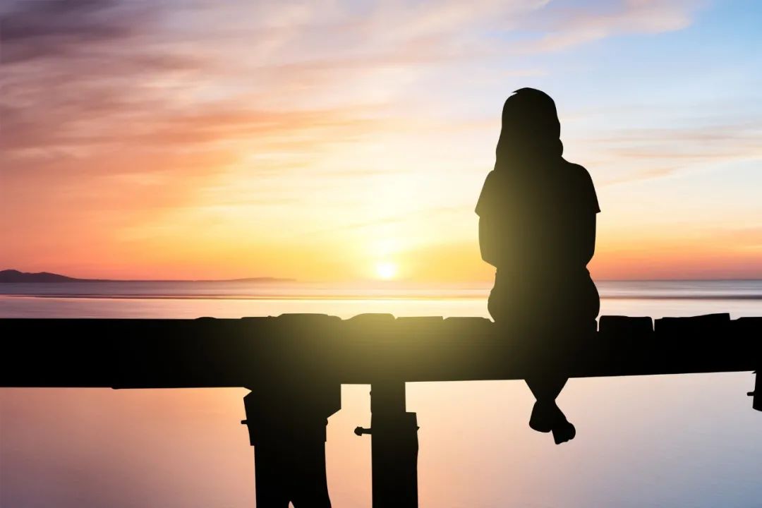 喜欢博取同情的人,喜欢同情弱者的人