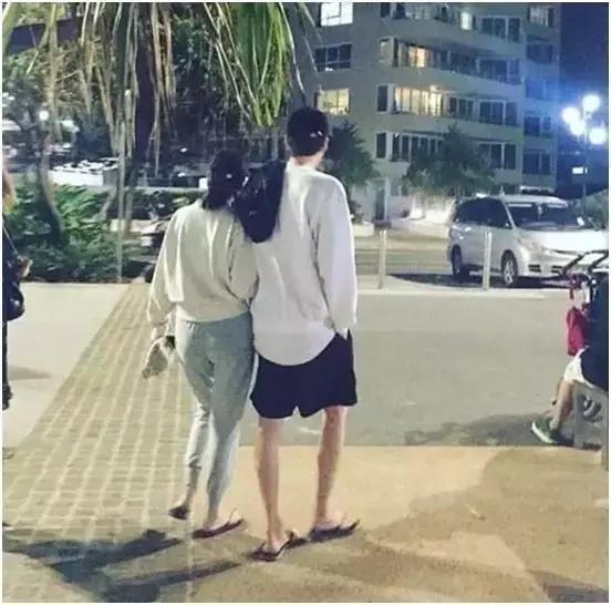 申敏儿在金宇彬生病后不离不弃,金宇彬癌症