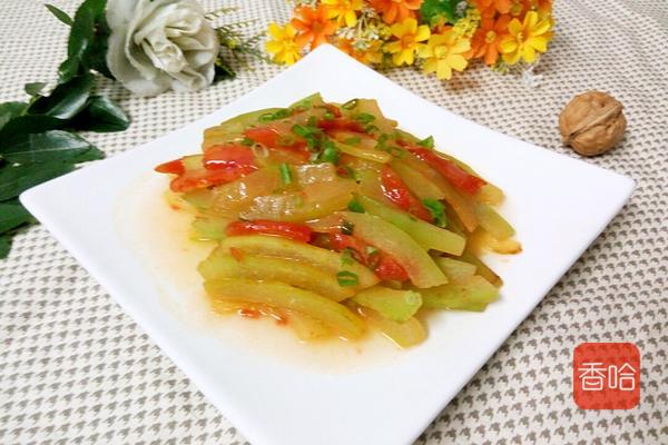 西瓜皮不炒可以做什么,西瓜皮不扔有什么用