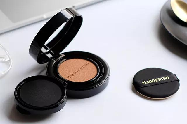 毛戈平哪款粉底最好用,毛戈平粉膏和毛戈平粉底的区别