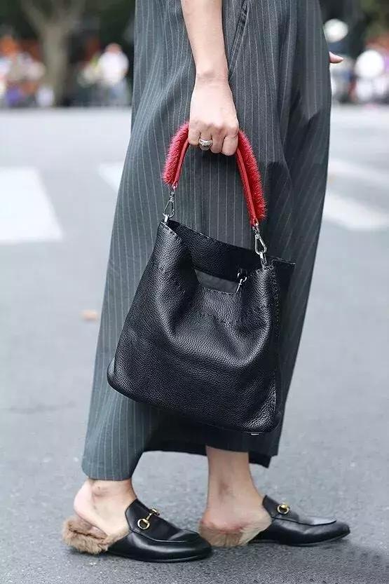 毛毛鞋为啥流行,毛毛鞋为什么都是平底