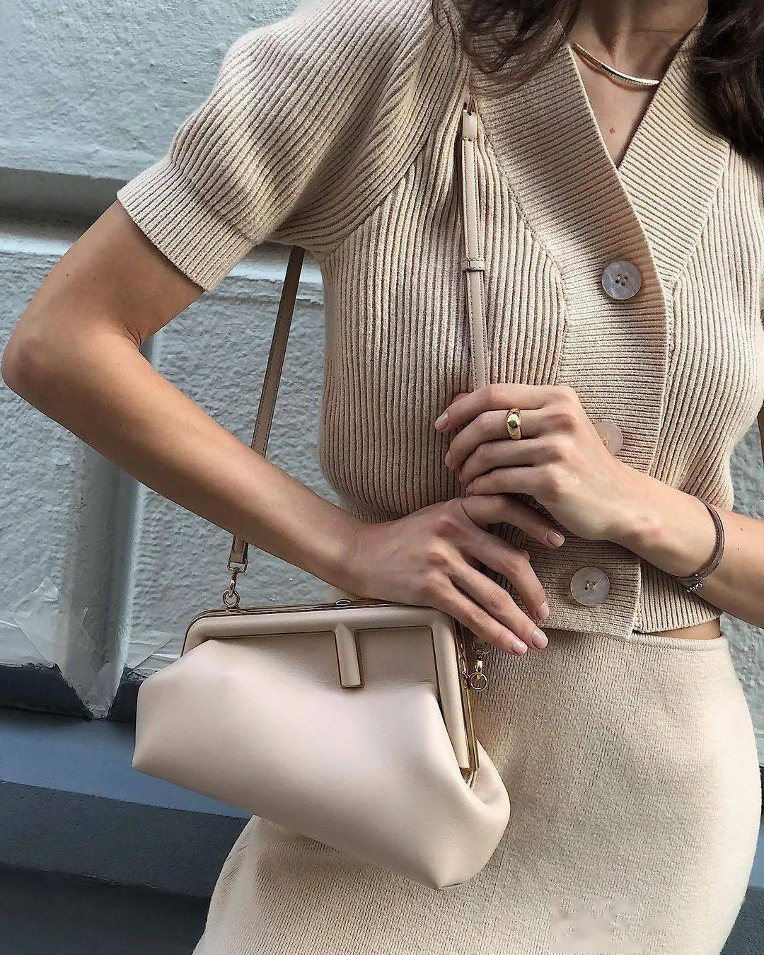 秋冬大牌包上架,看到哪只你一见钟情了?