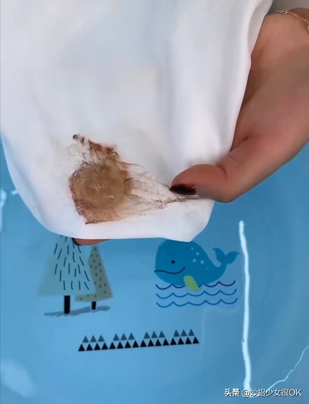 柠檬为什么可以去除顽固污渍,柠檬可以清洗洗衣机污渍吗