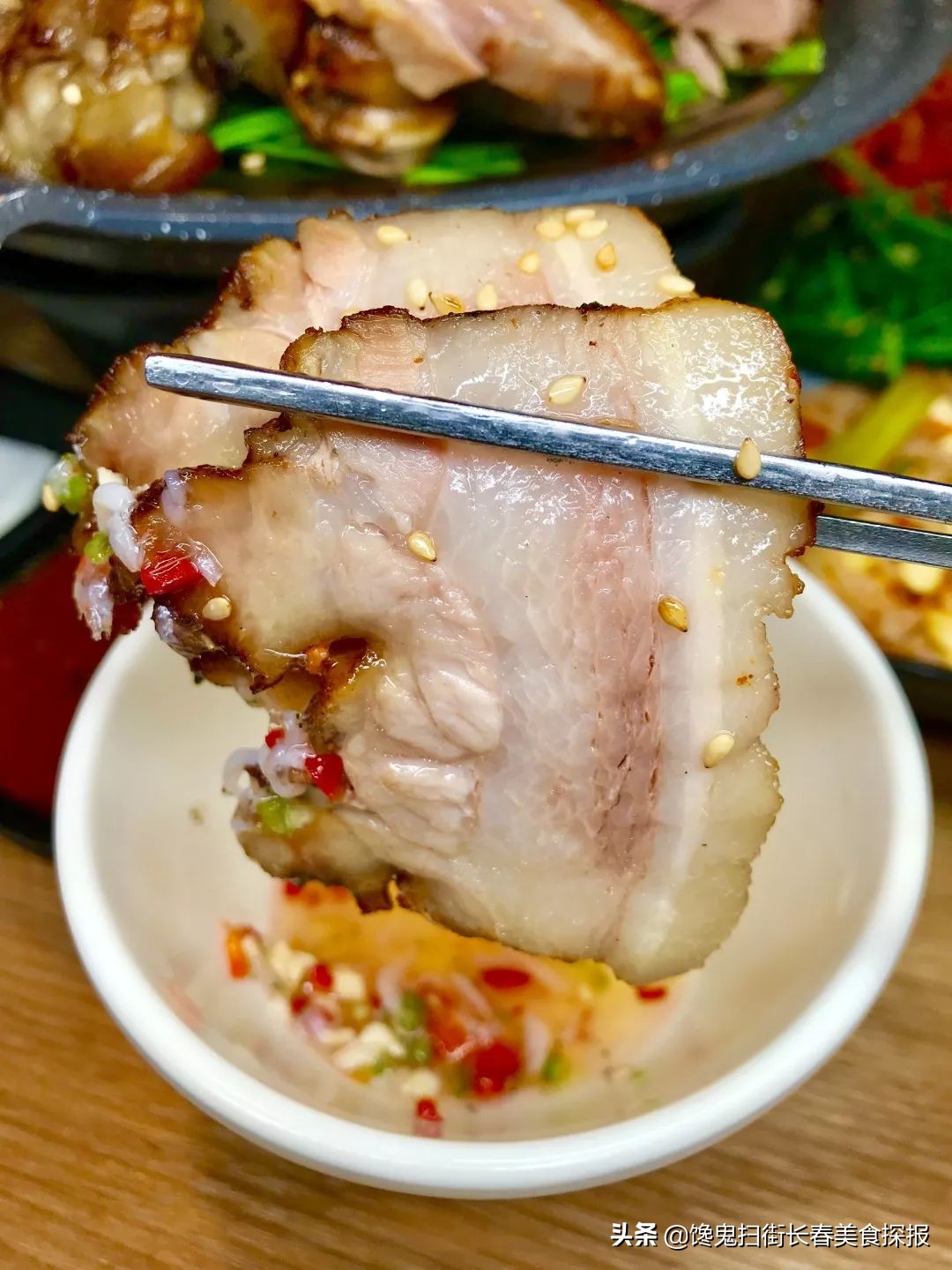 超好吃的烤大猪蹄子,长春最火的烤猪蹄