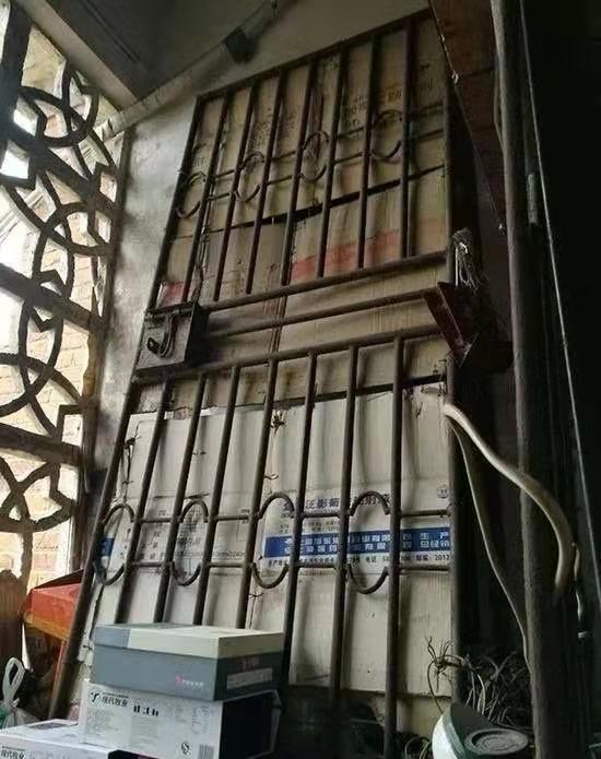 *门惨灭**案制造者，18年后摇身一变成正科级干部，法律终将其严惩