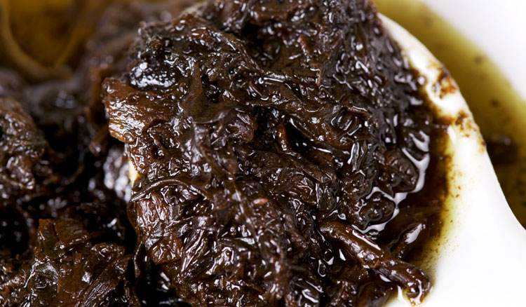 橄榄油是橄榄菜做的吗,橄榄油的橄榄跟普通橄榄区别