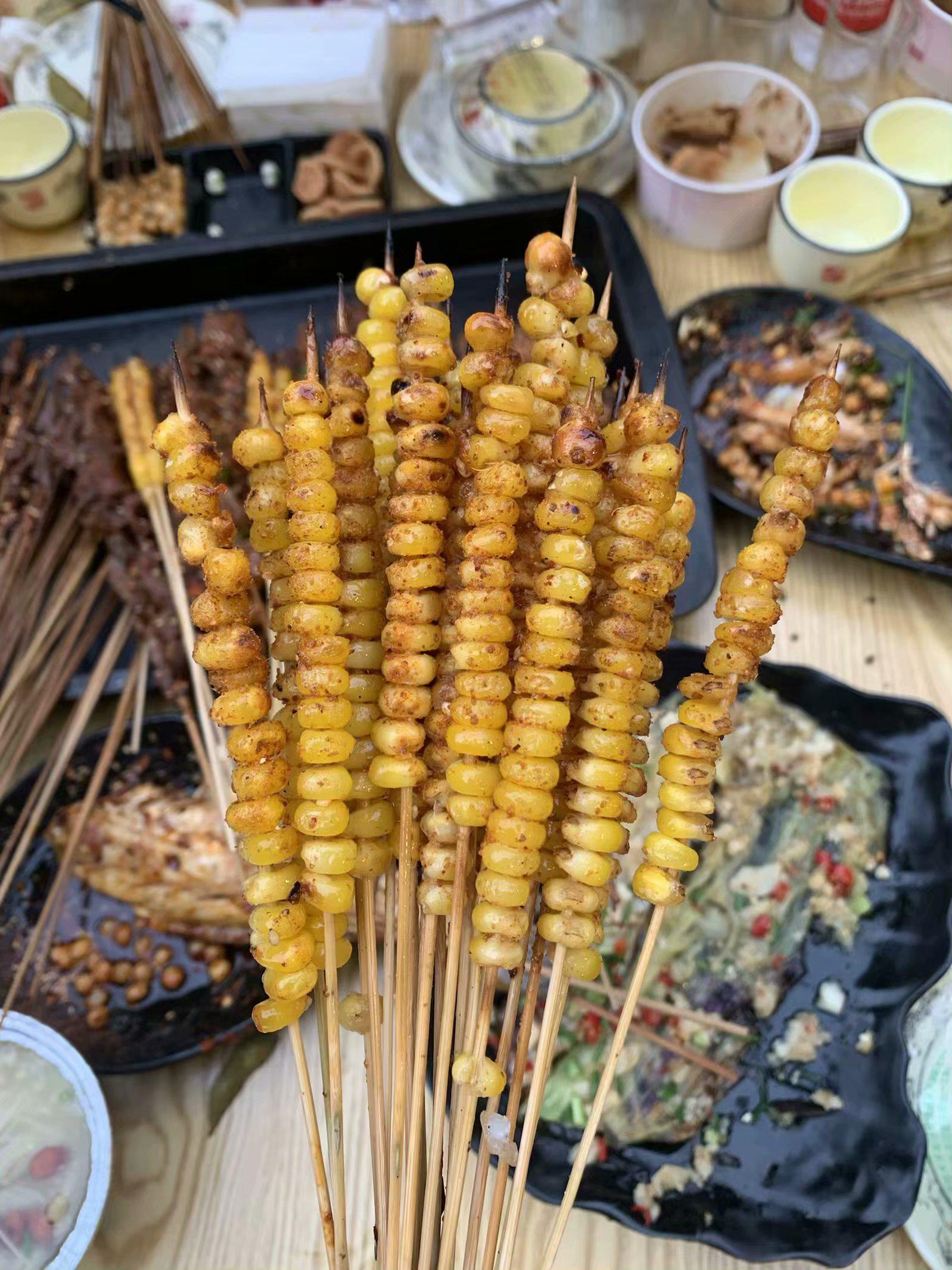 人生一串所有烧烤店地址,人生一串烧烤店招牌