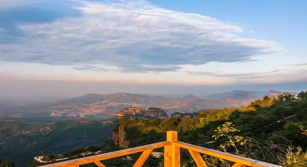 红崖谷温泉度假村门票多少钱,白鹿温泉加红崖谷门票