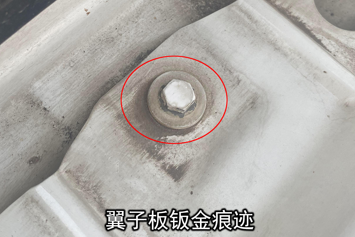 奔驰gl350柴油漏灰色粘液,个人奔驰gl350